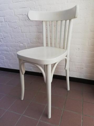 Houten café stoeltje wit brocante antiek beschikbaar voor biedingen