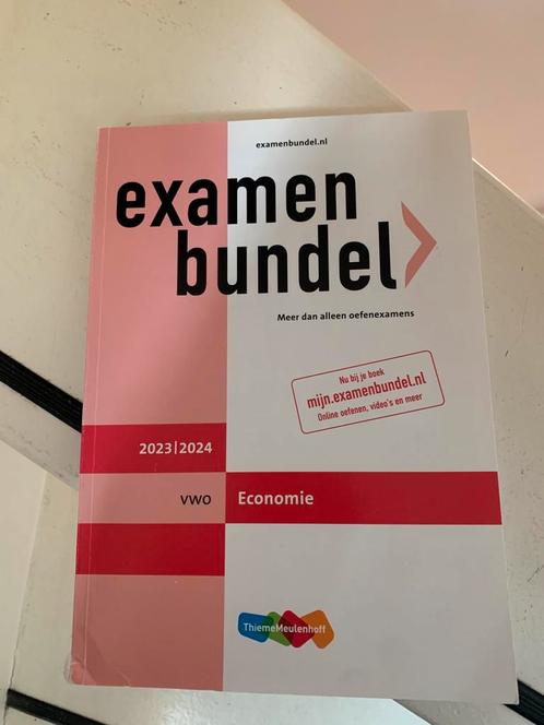 Pakket examenbundels VWO Economie, Boeken, Schoolboeken, Zo goed als nieuw, Economie, VWO, Ophalen of Verzenden