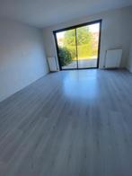 Gratis lichtgrijs laminaat – ca. 120m² – Zelf verwijderen, Huis en Inrichting, Stoffering | Vloerbedekking, Ophalen of Verzenden