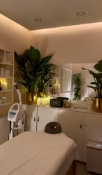 Relaxation & Deep Tissue Massage — Private Studio, De Pijp, Stoelmassage