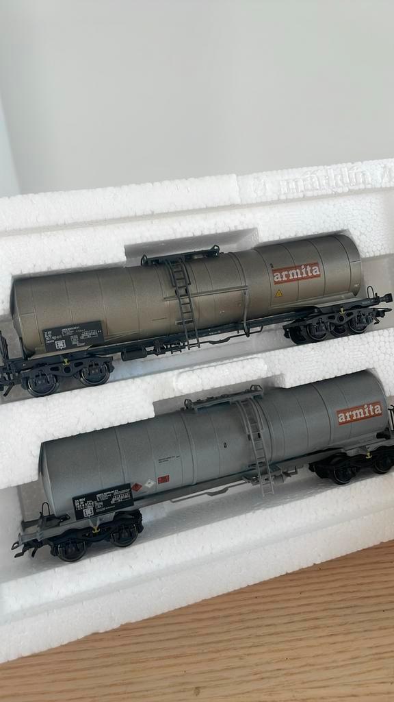 Marklin 46553 tankwagons Belgium Netherlands, Hobby en Vrije tijd, Modeltreinen | H0, Zo goed als nieuw, Wisselstroom, Märklin