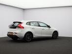 Volvo V40 2.0 T2 Nordic+ / Trekhaak / Standkachel / Verwarmb, Voorwielaandrijving, 65 €/maand, Traction-control, Gebruikt