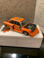 Minichamps BMW 320i Jägermeister - ZGAN, Hobby en Vrije tijd, Modelauto's | 1:18, Verzenden, Zo goed als nieuw, Auto, MiniChamps