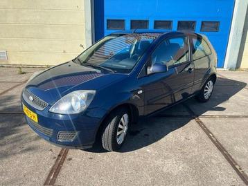 Ford Fiesta 1.3-8V Style! Apk t/m 06-2026! Airco ijskoud! beschikbaar voor biedingen