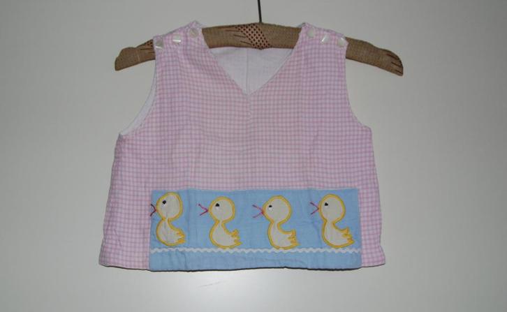 Lief oud Kinder Overgooier met Eendjes + parelmoer knoopjes, Antiek en Kunst, Antiek | Kleding en Accessoires, Kinderen, Ophalen of Verzenden