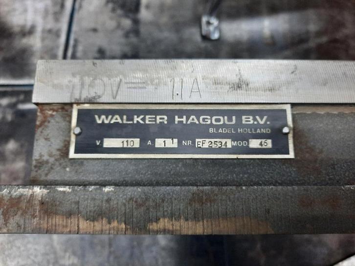 Walker Hagou Elektrische Magneetopspanplaat frezen/slijpen., Doe-het-zelf en Verbouw, Draaibanken, Gebruikt, Freesbank, Minder dan 500 mm