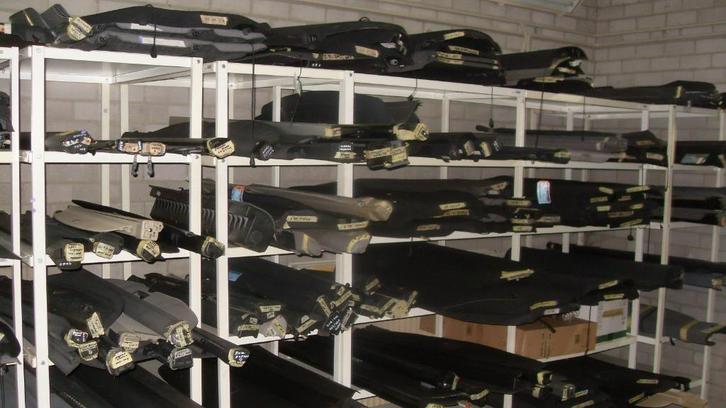 hoedenplanken rolhoezen vloerplaten van div. merken merken, Auto-onderdelen, Interieur en Bekleding, Audi, BMW, Citroën, Daihatsu