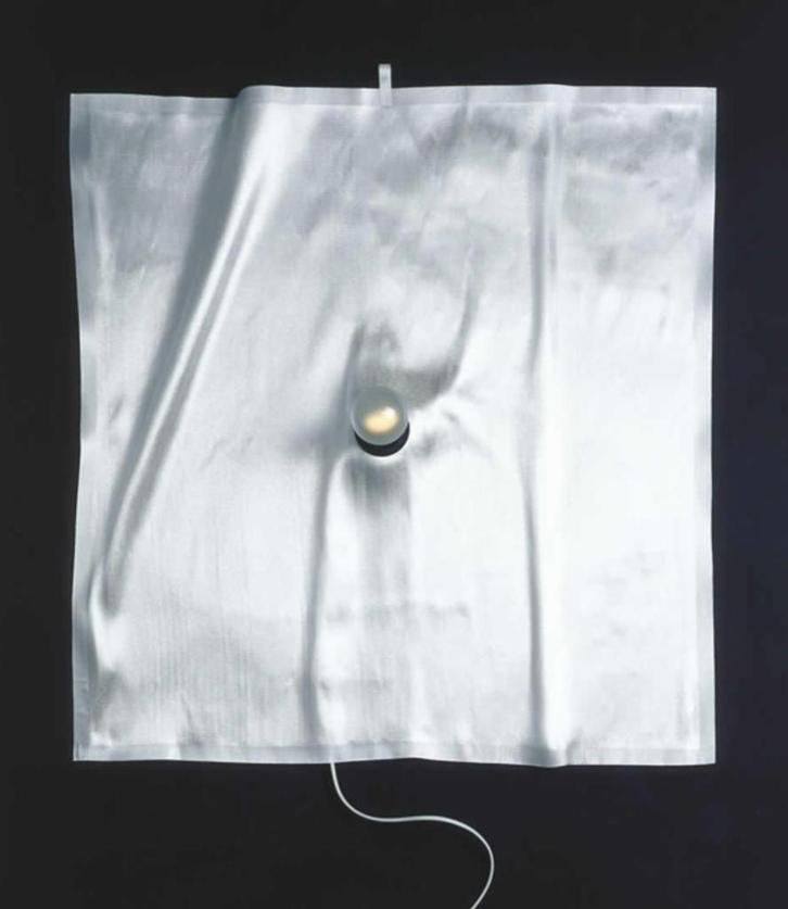 Ingo Maurer Delight wandlamp, Huis en Inrichting, Lampen | Wandlampen, Zo goed als nieuw, Kunststof, Overige materialen, Ophalen