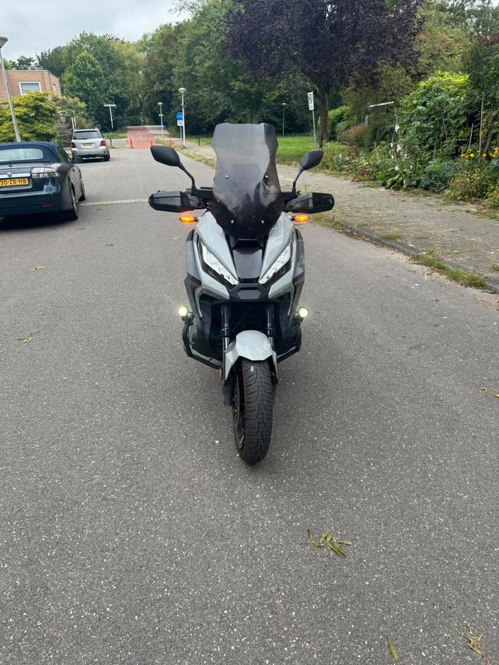 Honda X-ADV 750 2021 nardo grey Full options!!, Motoren, Motoren | Honda, Particulier, 12 t/m 35 kW, Minimaal motorrijbewijs A2