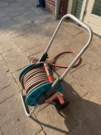 Gardena tuinslang haspel >25m tuinslang & Gardena sproeistuk, Tuin en Terras, Tuinslangen, Ophalen, Gebruikt, Tuinslanghaspel