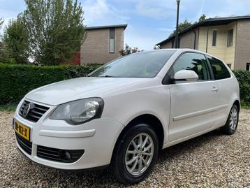Volkswagen Polo 1.2 44KW 2009 Wit NIEUWE APK beschikbaar voor biedingen