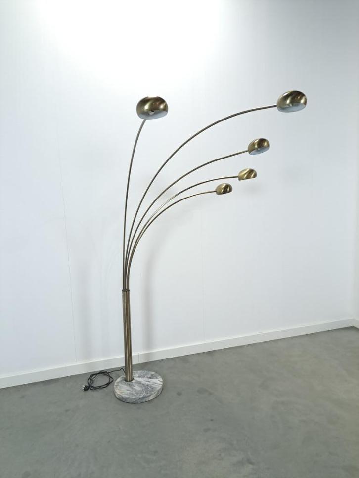 Vintage booglamp vloerlamp met marmeren voet uit Zweden, Huis en Inrichting, Lampen | Vloerlampen, Gebruikt, 150 tot 200 cm, Metaal