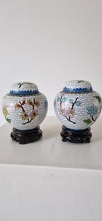 Cloisonne dekselpotjes op sokkel, Ophalen of Verzenden