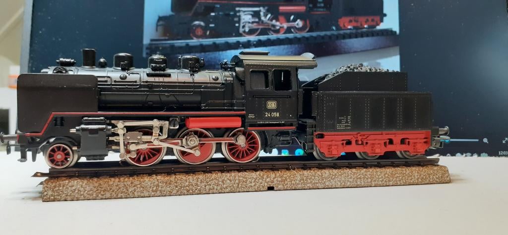 märklin 3003 Delta/Digitaal( Bieden vanaf €85,- ), Hobby en Vrije tijd, Wisselstroom, Locomotief, Analoog, Ophalen of Verzenden