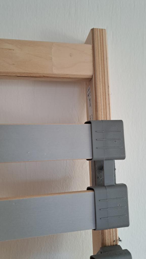 IKEA LÖNSET lattenbodem plus staanders, Huis en Inrichting, Slaapkamer | Bedden, Zo goed als nieuw, Eenpersoons, 70 cm of minder