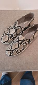 Loafer reptiel leer Panara (Pauw) maat 39, Beige, Pauw, Ophalen of Verzenden, Sneakers of Gympen