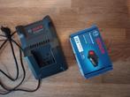 Bosch Blauw GBA 18V 2.0Ah Li-Ion accu en GAL 18V-40 oplader, Ophalen of Verzenden, Nieuw