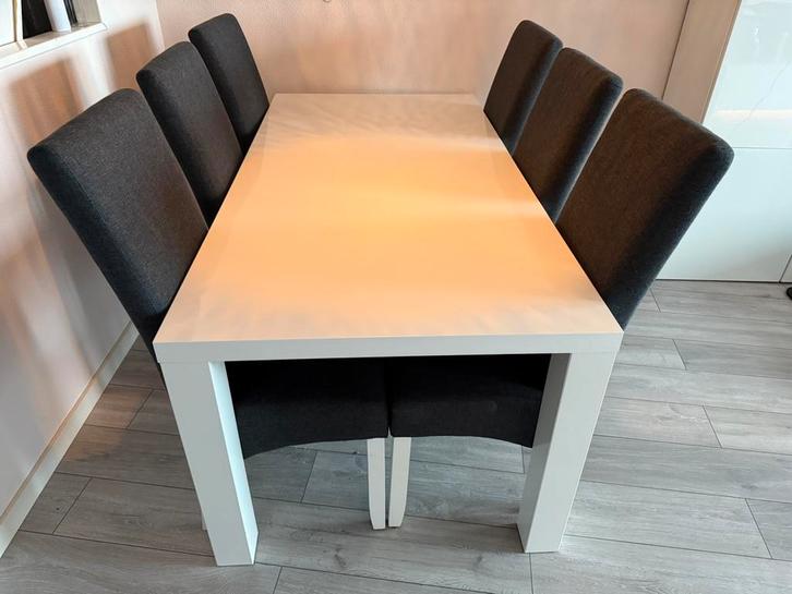 Wit lak eettafel (180 cm) met 6 grijze eettafelstoelen, Huis en Inrichting, Tafels | Eettafels, Gebruikt, 50 tot 100 cm, 150 tot 200 cm