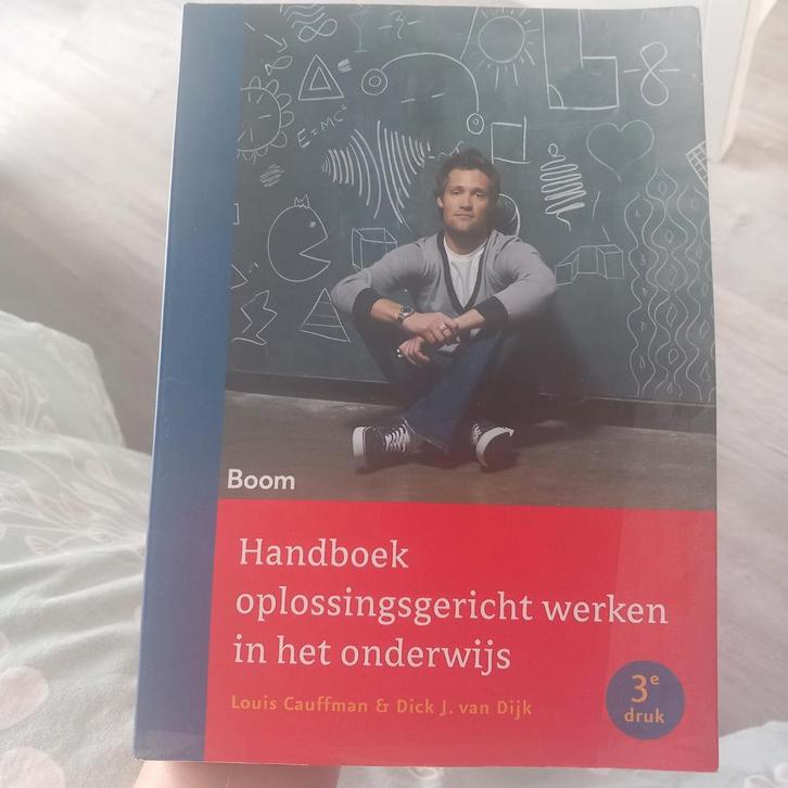 Handboek oplossingsgericht werken in het onderwijs, Boeken, Wetenschap, Zo goed als nieuw, Sociale wetenschap, Ophalen