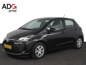 Toyota Yaris 1.5 Hybrid Dynamic | Navigatie | Cruise control beschikbaar voor biedingen