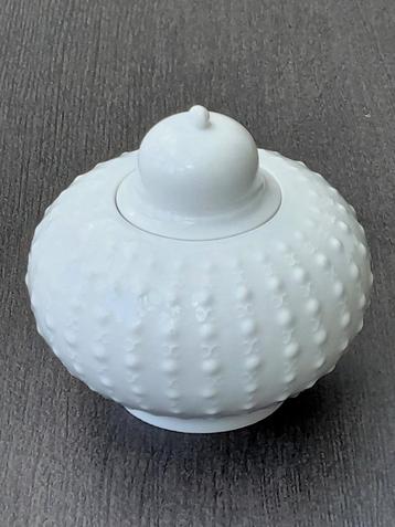 Meissen pot met deksel (250410) beschikbaar voor biedingen