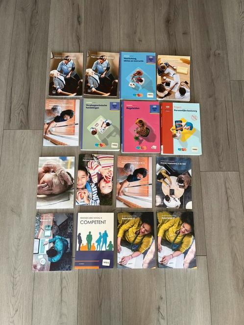 Schoolboeken verzorgende IG niv 3, Boeken, Schoolboeken, Zo goed als nieuw, Nederlands, Overige niveaus, Ophalen of Verzenden