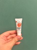 NIEUW Essence Smoothie Gloss Sweet Peach, Nieuw, Ophalen of Verzenden, Make-up, Overige kleuren