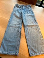 Zara Jeans - klein gaatje, nog prima te dragen!, Kinderen en Baby's, Kinderkleding | Maat 146, Ophalen of Verzenden, Gebruikt