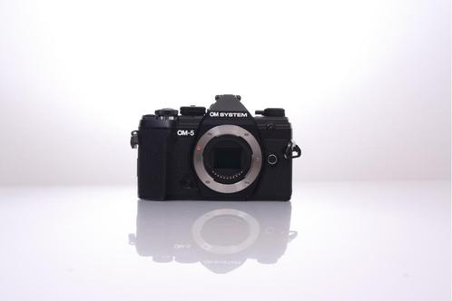 Olympus OM-5 1100 clicks (Harderwijk), Audio, Tv en Foto, Fotocamera's Digitaal, Zo goed als nieuw, Olympus