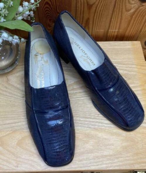 Helioform schoenen maat 7H [40.5], Kleding | Dames, Schoenen, Zo goed als nieuw, Schoenen met lage hakken, Blauw, Ophalen of Verzenden