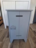 Woood nachtkastje kluis (grenen), Huis en Inrichting, Slaapkamer | Nachtkastjes, Ophalen, Gebruikt, Minder dan 45 cm, 55 tot 70 cm