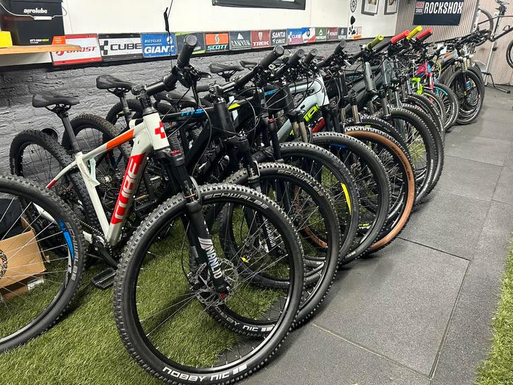 Cube mountainbike 29 inch MTB deore xt fietsen voorraad CUBE, Fietsen en Brommers, Fietsen | Mountainbikes en ATB, Gebruikt, Overige merken