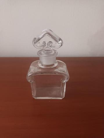 GUERLAIN vintage parfumfles beschikbaar voor biedingen