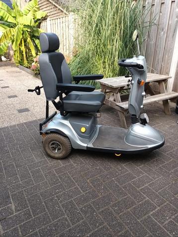 Te koop goede en nette Scootmobiel CTM met goede accus beschikbaar voor biedingen