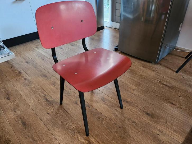 5 Originele Revolt stoelen Friso Kramer 1953, Huis en Inrichting, Stoelen, Gebruikt, Vijf, Zes of meer stoelen, Kunststof, Metaal
