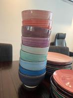 Gekleurde servies - Borden,soepkom,ontbijt-en diepe borden, Huis en Inrichting, Ophalen, Gebruikt, Effen, Aardewerk