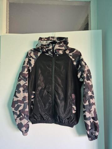 Jas beschikbaar voor biedingen