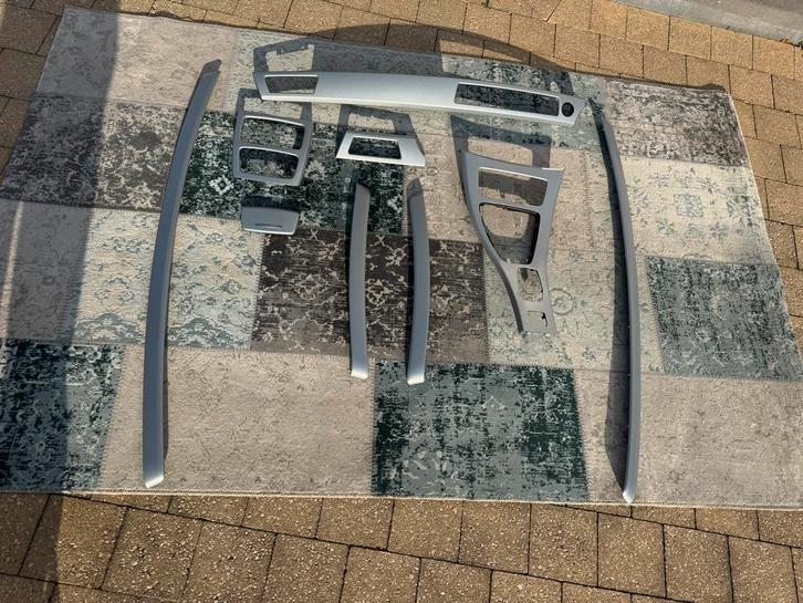 BMW sierlijsten interieur, zilver, OEM. Facelift model., Auto-onderdelen, Interieur en Bekleding, BMW, Ophalen of Verzenden