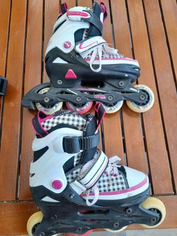 Te koop meisjes Hy Skate junior skeeler gympen maat 31 beschikbaar voor biedingen