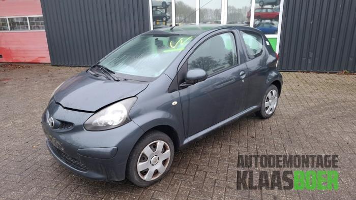 Portier 2Deurs links van een Toyota Aygo, Auto-onderdelen, Carrosserie en Plaatwerk, Deur, Toyota, Gebruikt, 6 maanden garantie