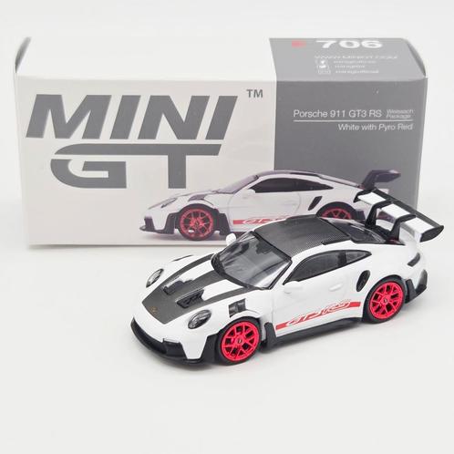 Mini gt Porsche 911 (992) GTS RS *Weissach Package*, white/r, Hobby en Vrije tijd, Modelauto's | Overige schalen, Nieuw, Ophalen of Verzenden