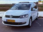 Volkswagen Sharan 2.0 TSI Highline 7p. VOL ALLE OPTIES /pano, 1998 cc, Zwart, 4 cilinders, Wit