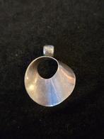 Aparte mooie hanger, Finse stijl, zilver, gemerkt 925, Gebruikt, Overige voorstellingen, Ophalen of Verzenden, Zilver