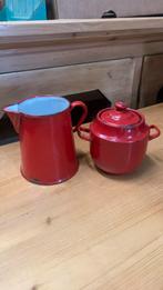Leuk oud rood emaille suikerpotje met roomkannetje met bies!, Ophalen of Verzenden