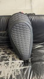 Zip zadel zino costums (mono), Ophalen, Zo goed als nieuw, Zadel