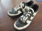 sneakers  nike logo, Ophalen, Wit, Nike, Sneakers of Gympen