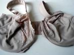 Glamorise bh met voorsluiting huidkleur maat 95E, Glamorise, Ophalen of Verzenden, Overige kleuren, BH