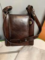 Kalf leer tasje uniek, Ophalen of Verzenden, Zo goed als nieuw, Schoudertasje