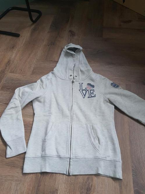 In nieuwstaat vest maat M van tommy hilfiger, Kleding | Dames, Truien en Vesten, Nieuw, Maat 38/40 (M), Beige, Ophalen