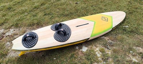 Te koop freewave 105ltr, Watersport en Boten, Windsurfen, Zo goed als nieuw, Overige typen, Minder dan 250 cm, Ophalen